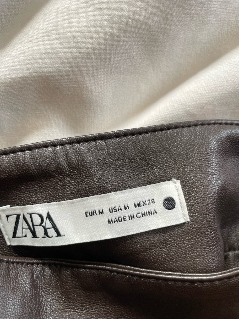 Pants Subcategory Prediction - Picture 5 of 9